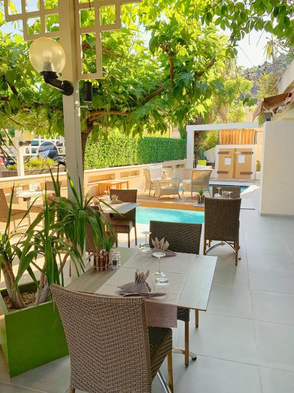Hôtel Beau Soleil - image 45
