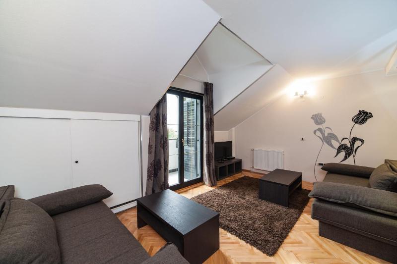 Apartments Neivado - image 10