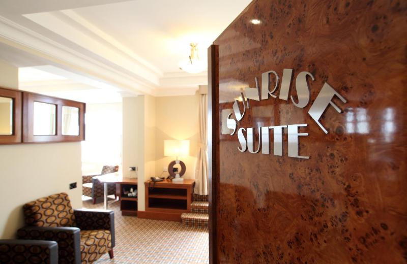 Suite image 2