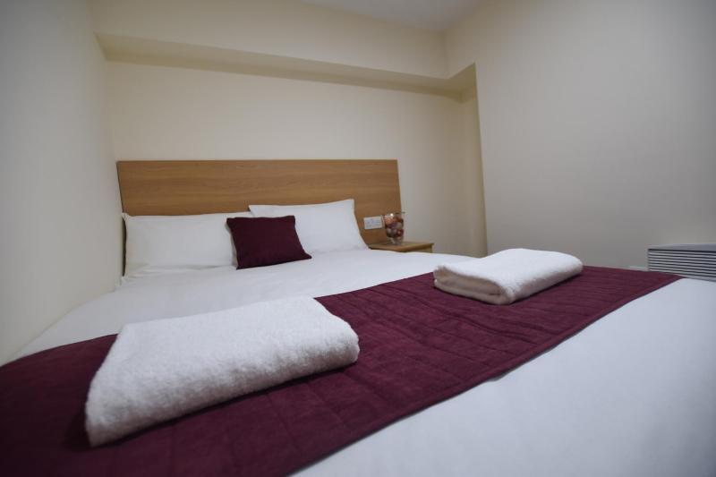 Double Room image 2
