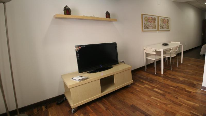 Deluxe Family Room image 3
