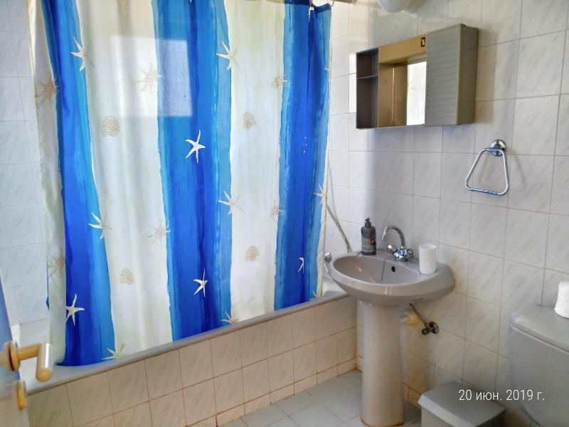 Constantaras Apartments - image 10
