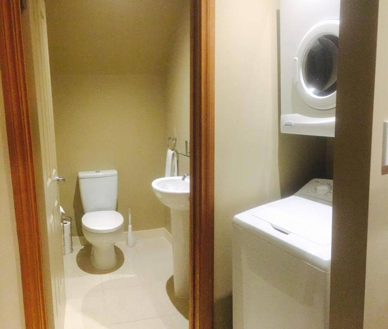 Lansdown Peaks Apartments - image 6