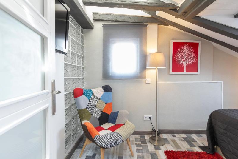 Luna Apartment - image 8