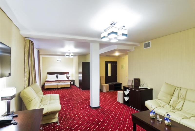 Suite (2 Adults) image 3