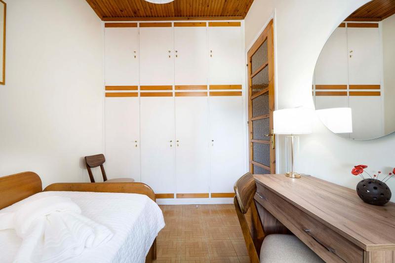 Three-Bedroom House image 4