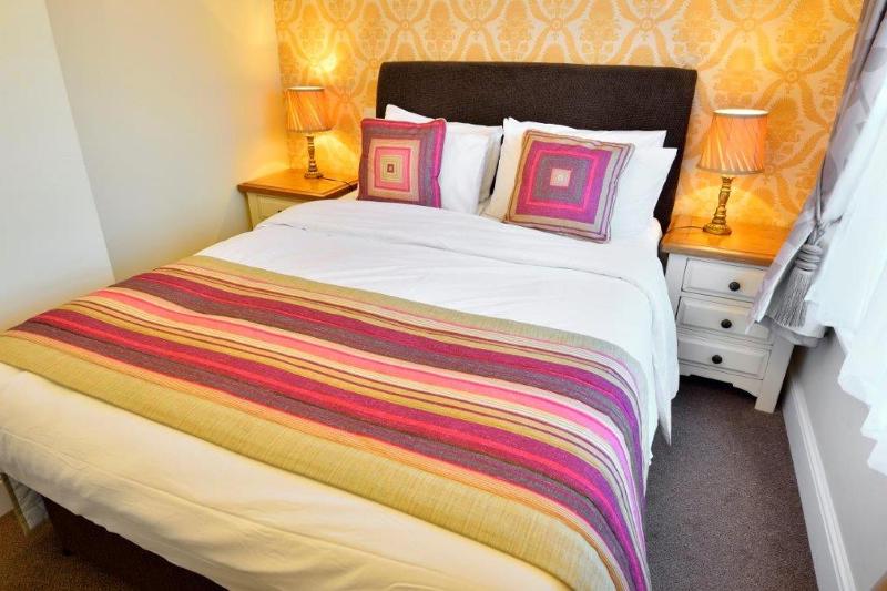 Superior Double Room image 4