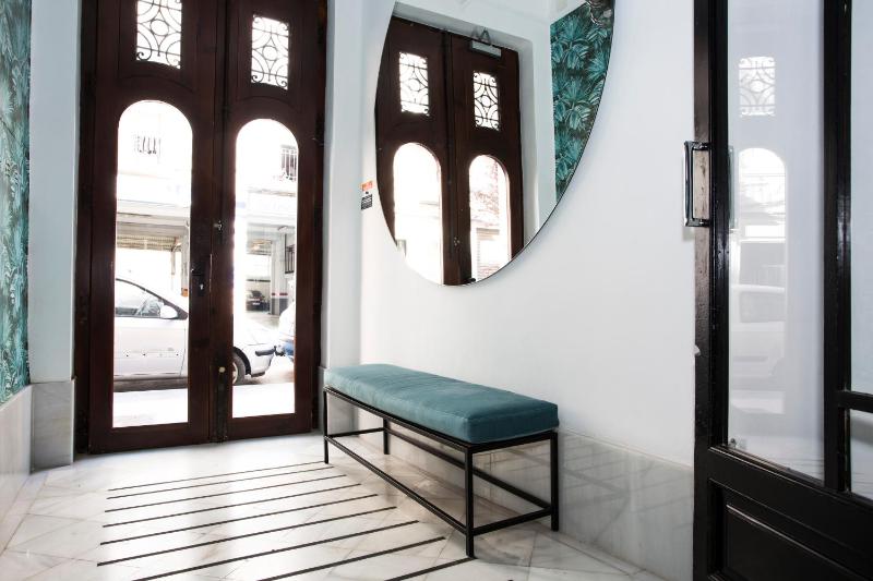SingularStays Parque Central - image 10