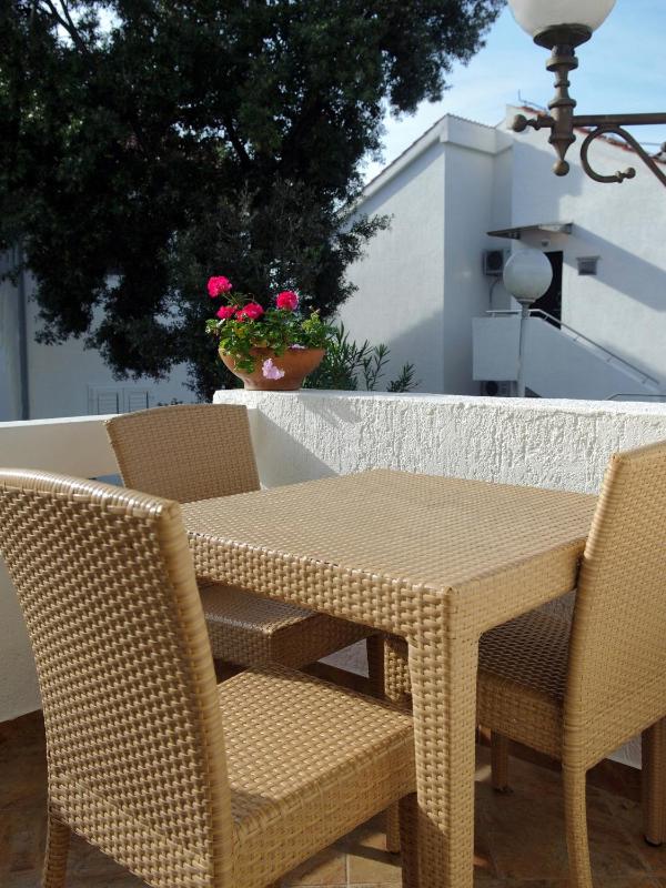 Two-Bedroom Apartment with Balcony (4 adults + 3 children) image 2