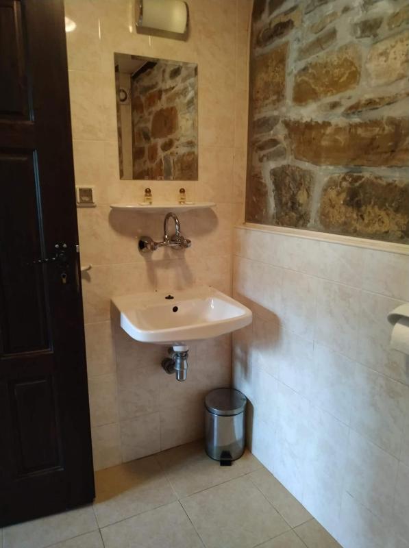 Standard Double Room image 3