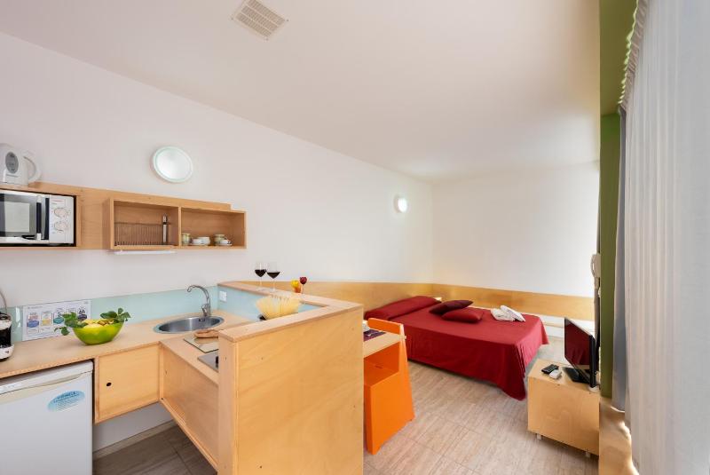 Vitorno Residence - image 8