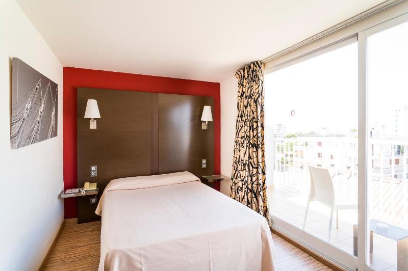 Single Room image 2