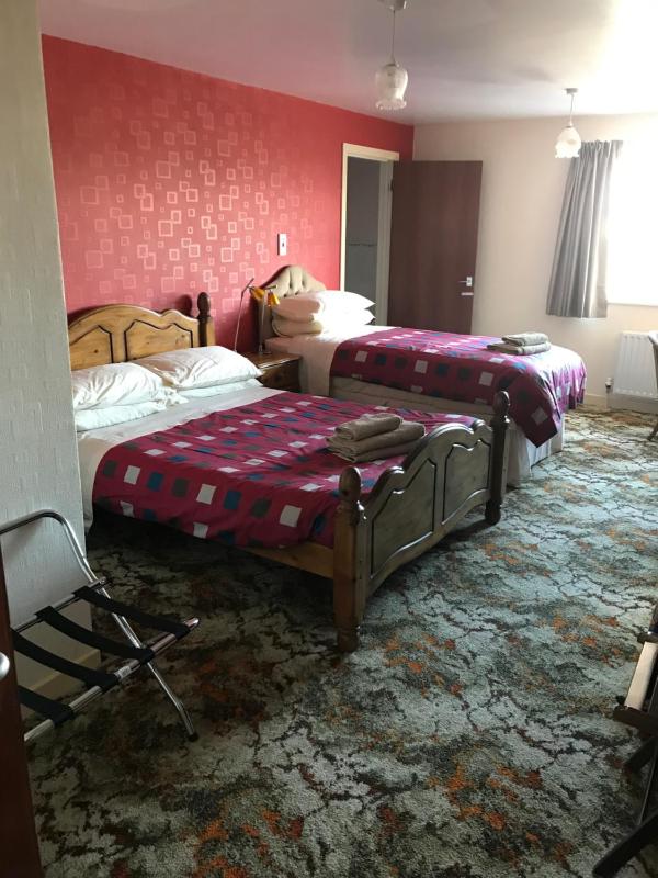Triple Room image 4