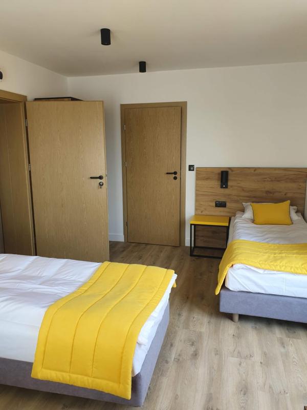 Triple Room with Private Bathroom image 2