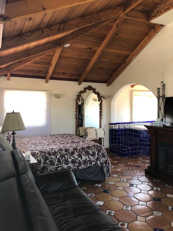 Penthouse Suite image 2