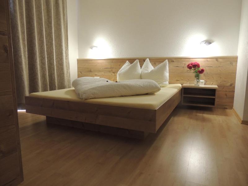 Studio Apartment image 4
