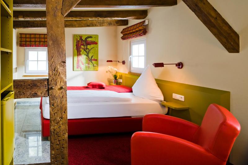 Standard Double Room image 2