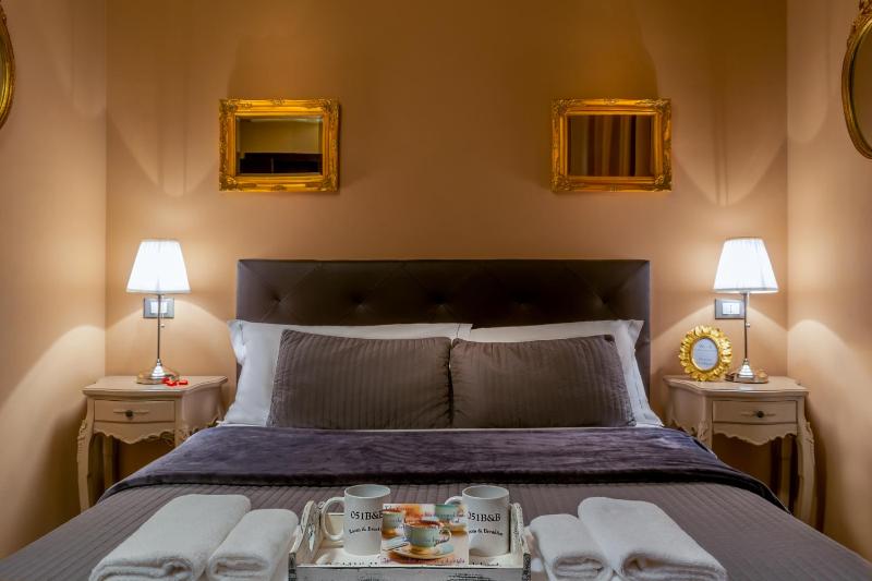 051 Room & Breakfast - image 16