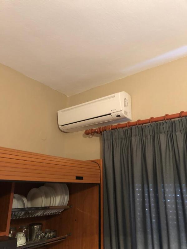 Studio with Mountain View image 4