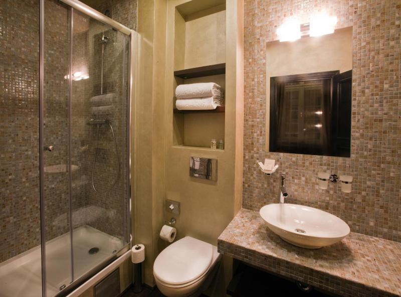 Business Double Room image 4