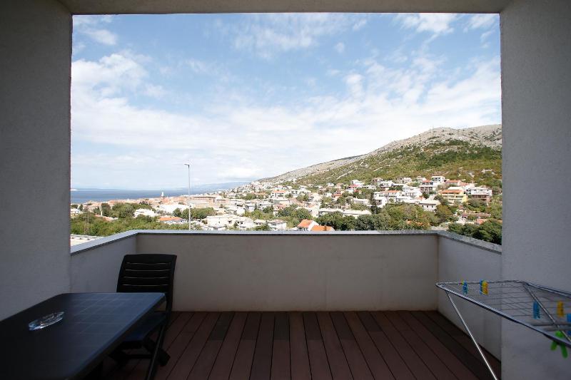 Studio Apartment with Sea View (2 Adults) image 3