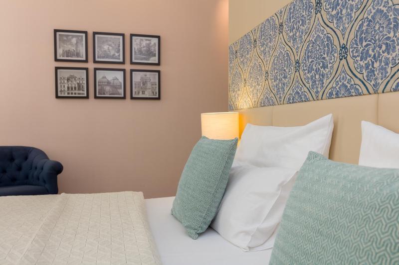 Classic One Bedroom Apartment image 4