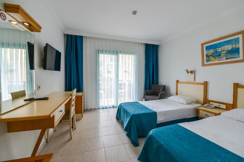 Standard Single Room image 4