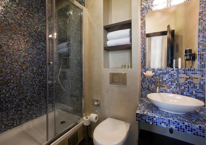 Superior Double or Twin Room image 3