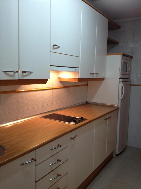One-Bedroom Apartment image 4