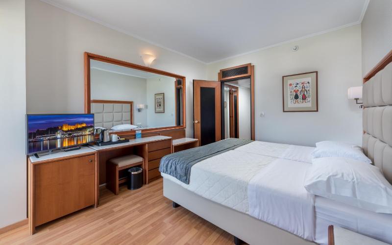 Single Room image 2