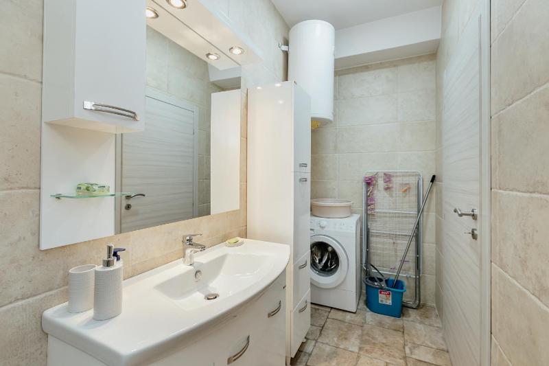Apartment - Ground Floor image 4