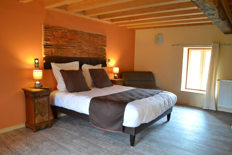 Double Room image 4