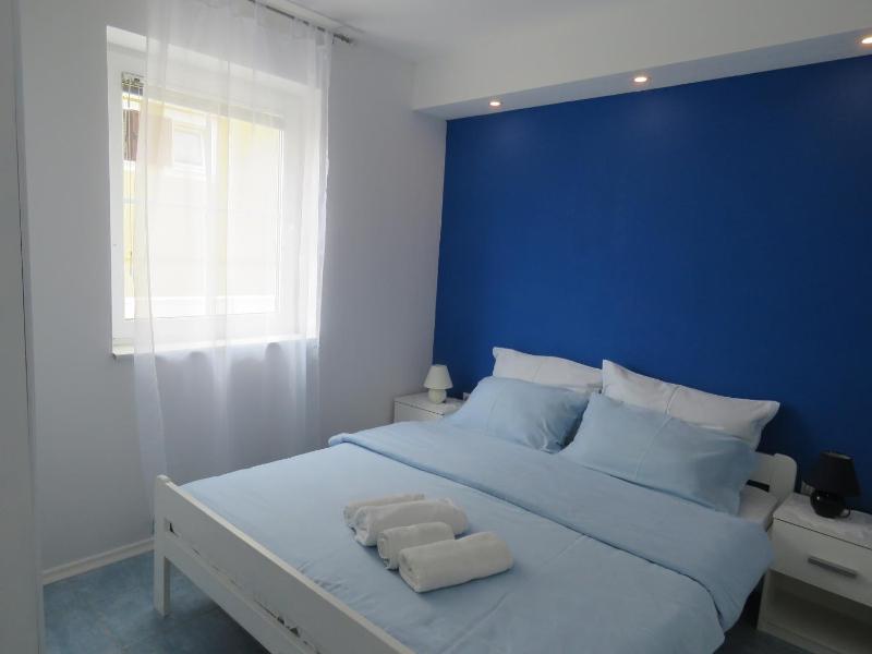 Two-Bedroom Apartment with Sea View and Balcony image 3