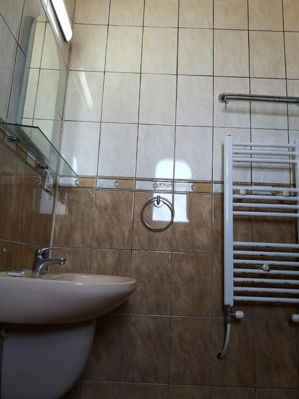 Triple Room with Balcony image 2