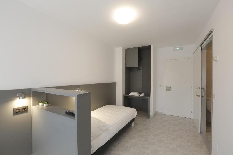 Single Room - Disability Access image 4