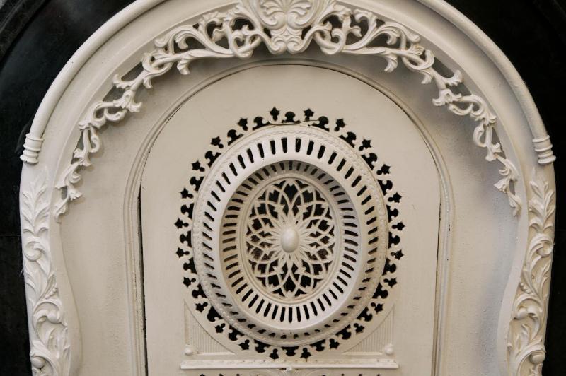 Standard King Room image 2