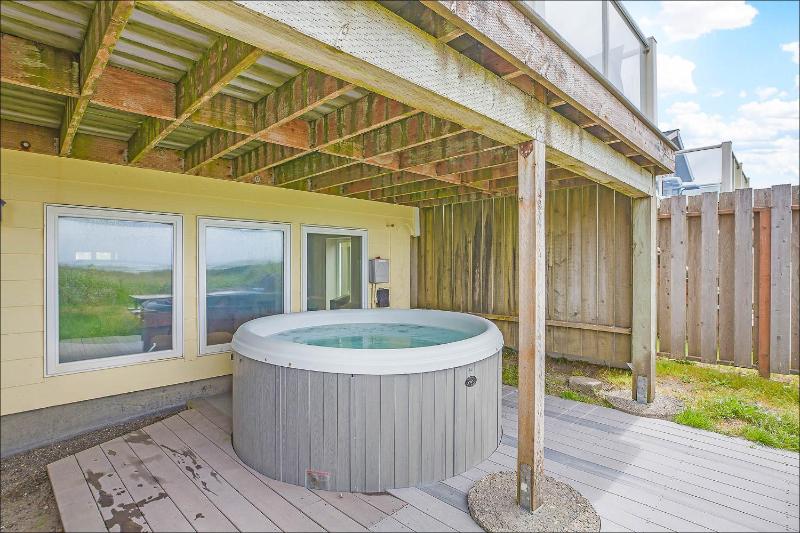 Three-Bedroom House image 4