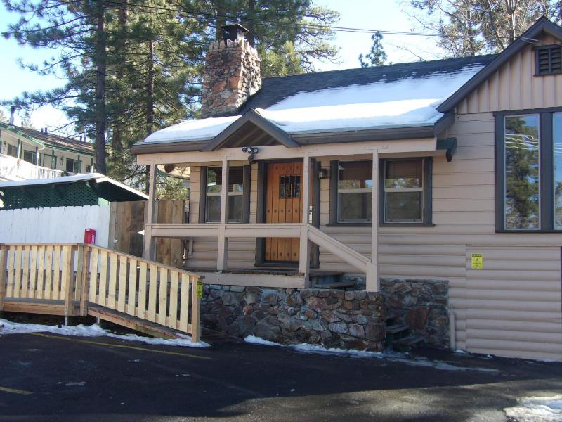 Rustic Loft Cabin image 2