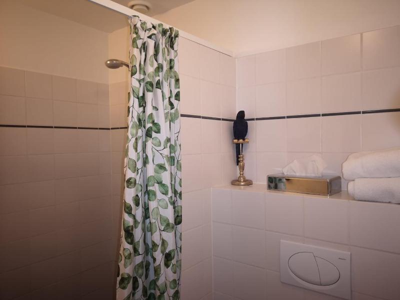 Standard Double Room image 2
