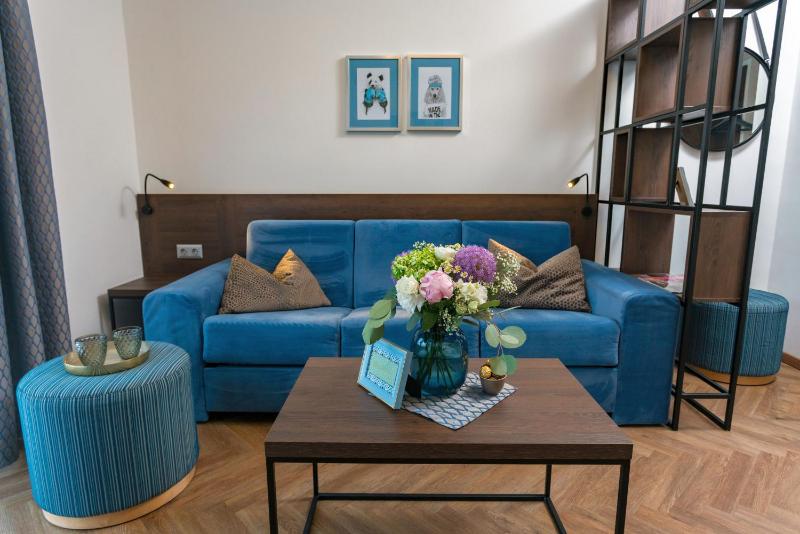 One-Bedroom Apartment image 3