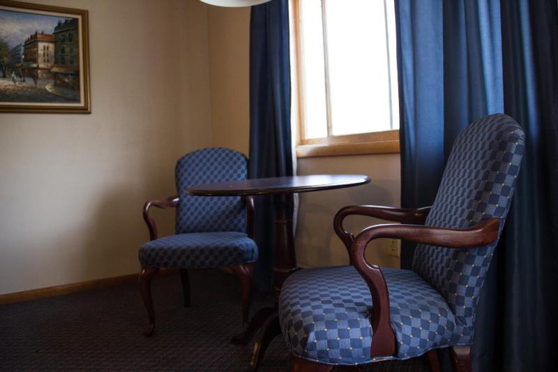 Deluxe King Room image 1