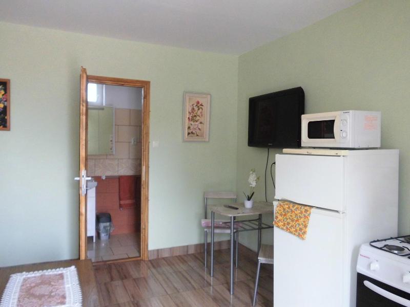 Superior Family Room image 3