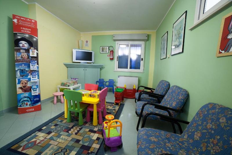Hotel Plaza - image 23