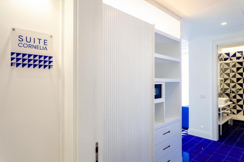 Maison Blu - Intimate GuestHouse - image 30