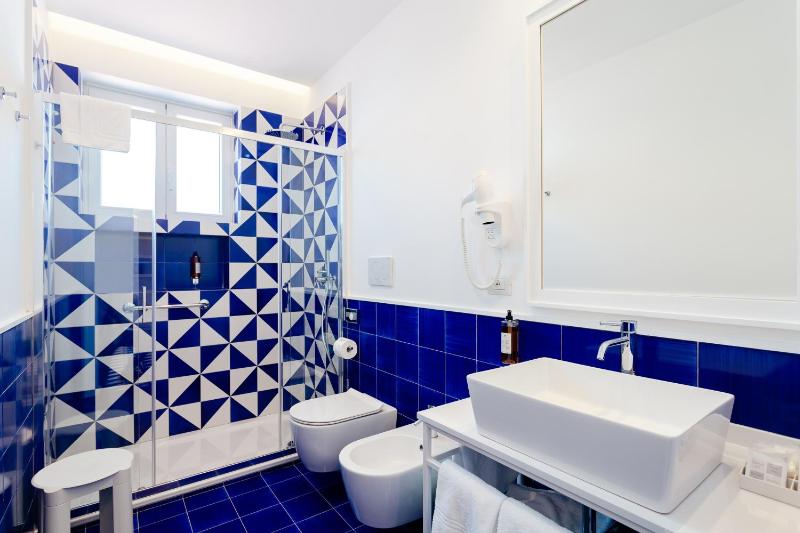 Maison Blu - Intimate GuestHouse - image 18