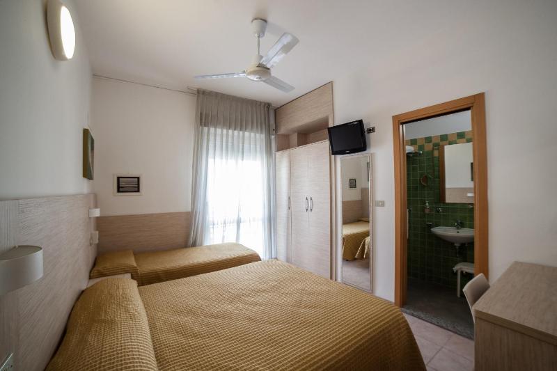 Hotel Plaza - image 16