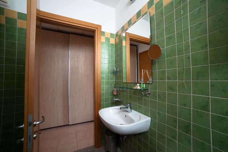 Hotel Plaza - image 5
