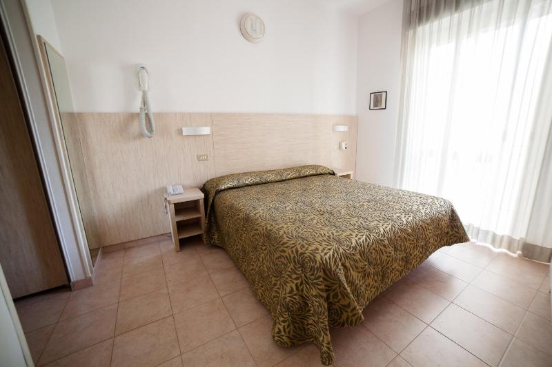 Hotel Plaza - image 32