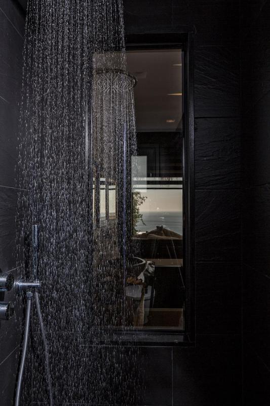 Majestic Retreat Suite with Hot Tub image 4