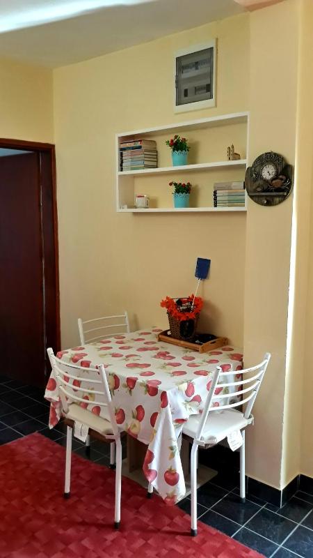 Apartment image 3